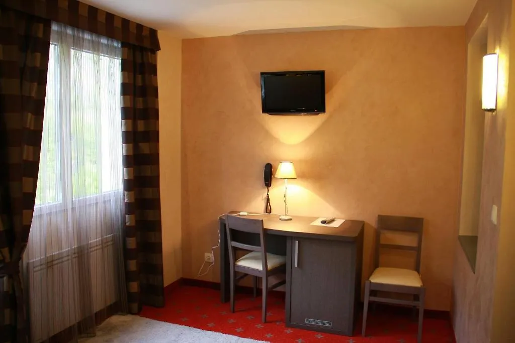 Hôtel Le Commerce Modane