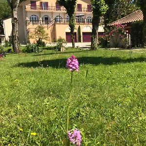 Le Castel Fleuri Saint-Jean-en-Royans